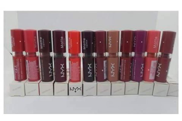 NYX  MATTE LIPSTICK